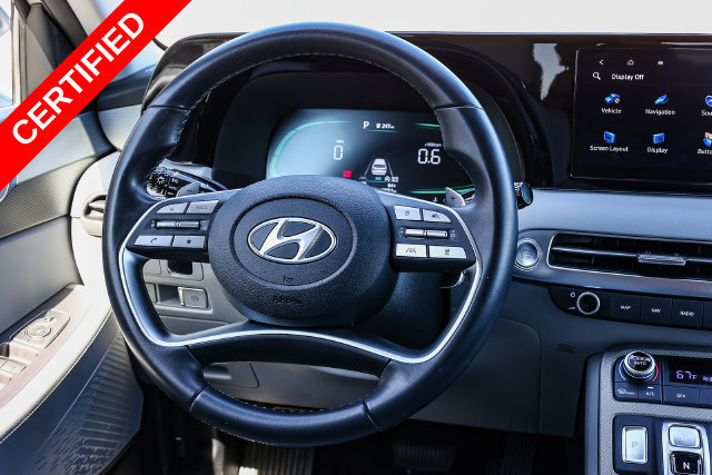 Certified 2025 Hyundai Palisade SEL FWD image 16