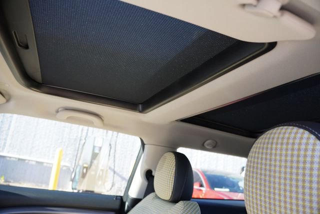 Used 2023 MINI Cooper SE image 17