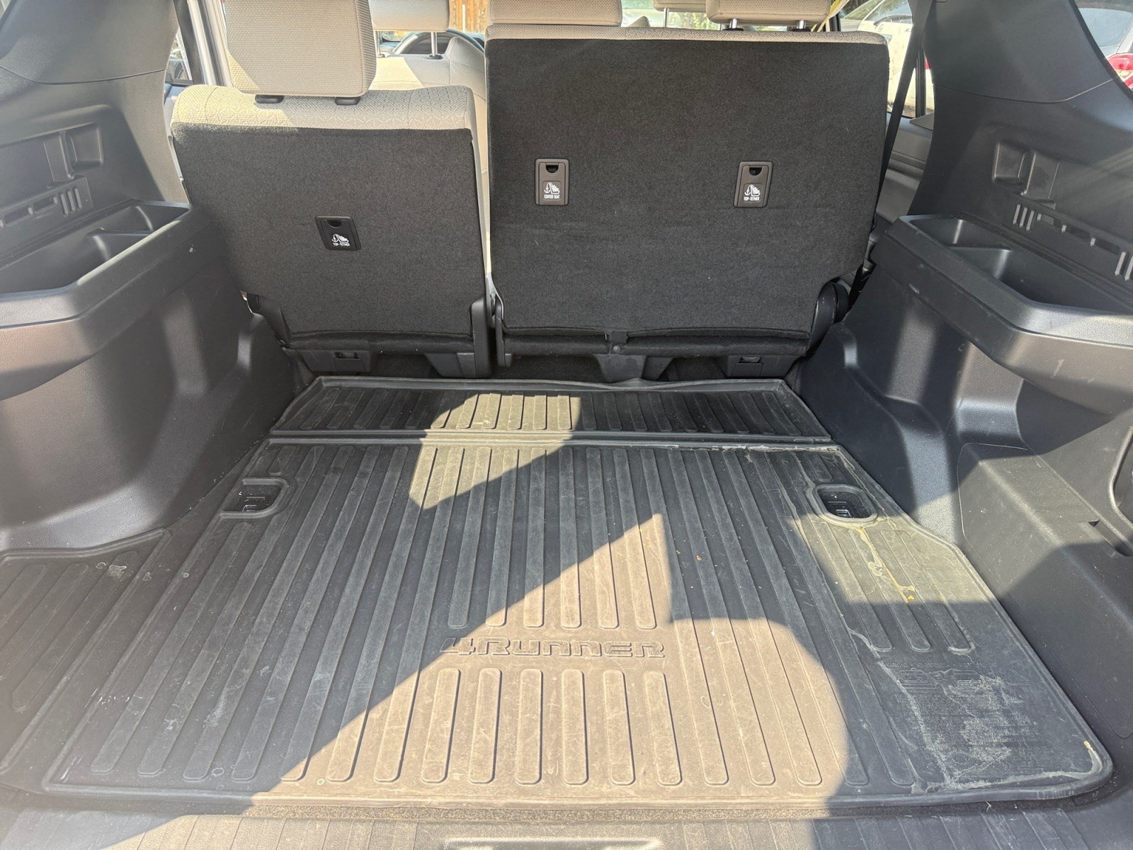 Used 2025 Toyota 4Runner SR5 RWD image 34