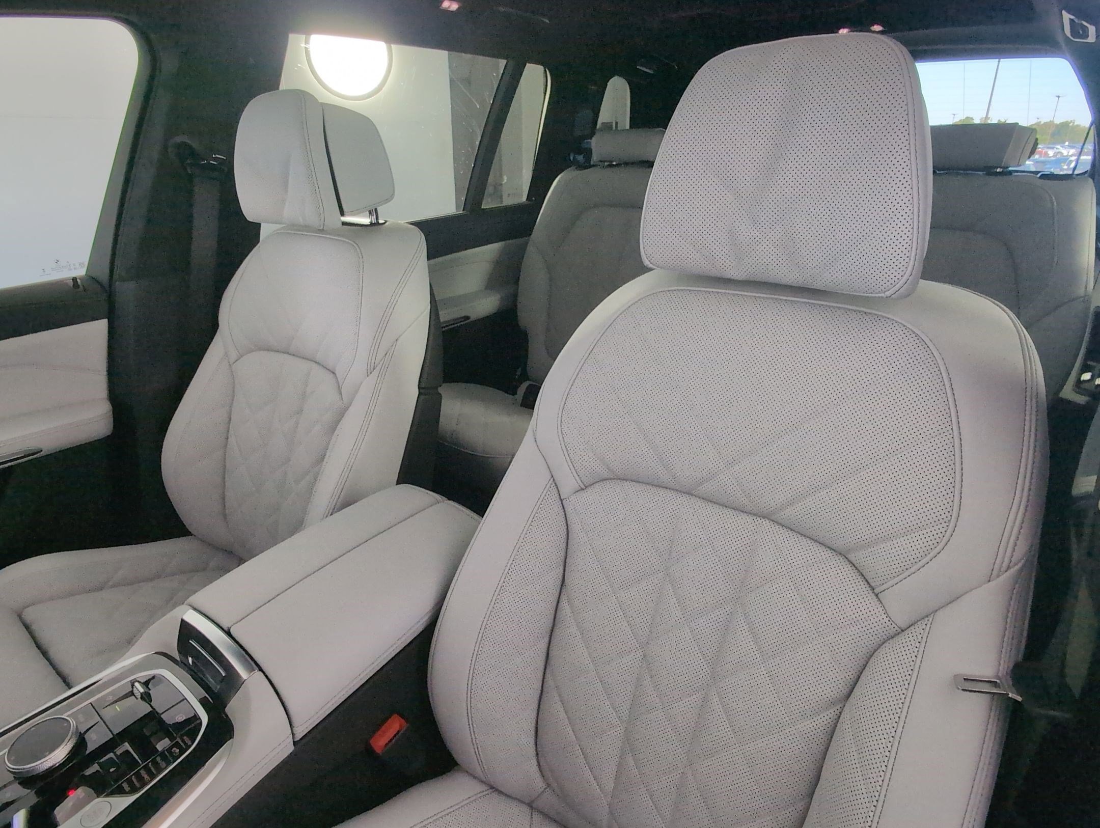 New 2026 BMW X7 xDrive40i w/ M Sport Package image 23