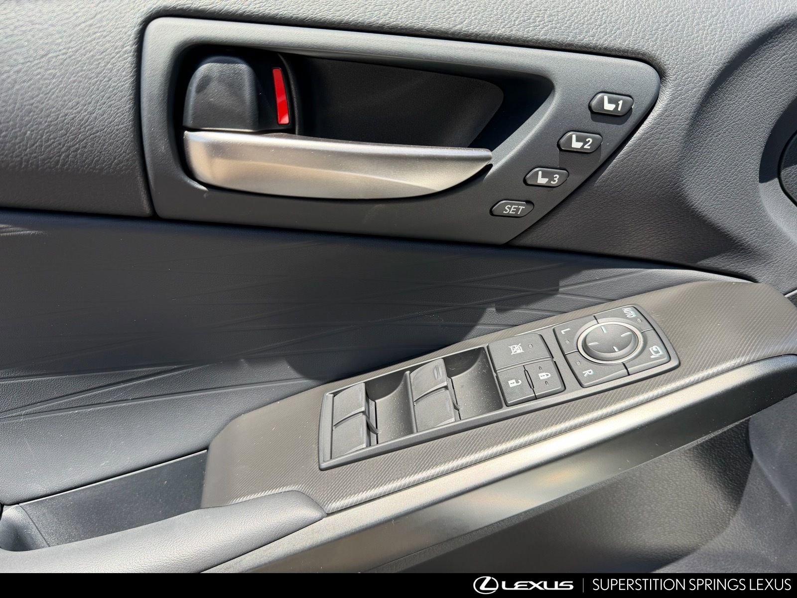Certified 2025 Lexus IS 350 F Sport RWD image 24
