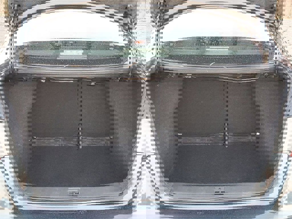 Used 2015 Nissan Sentra S image 22