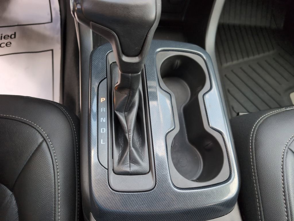 Used 2019 Chevrolet Colorado Z71 AWD/4WD image 21