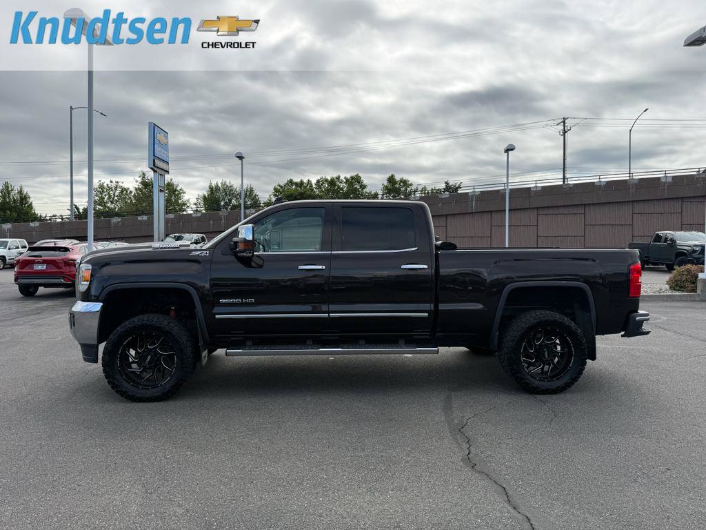 Used 2018 GMC Sierra 3500 SLT AWD/4WD image 4