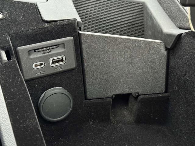 Used 2023 Cadillac CT5 Luxury w/ Sun And Sound Package image 32