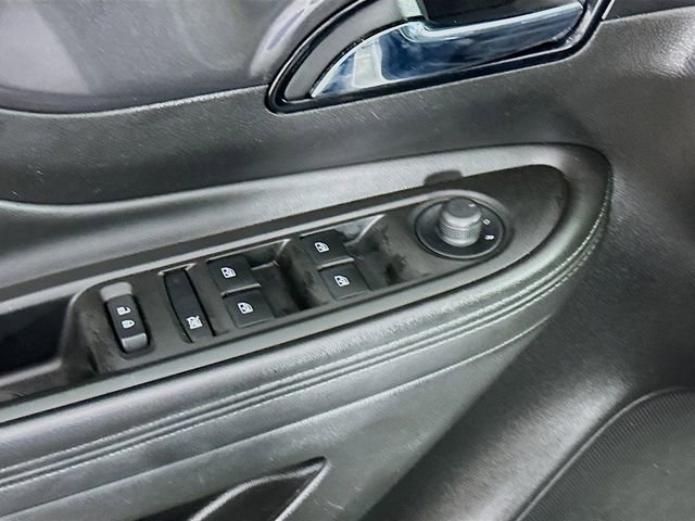 Used 2019 Buick Encore Preferred image 17