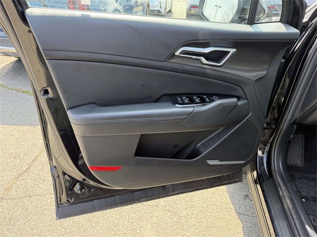 Used 2023 Kia Sportage EX image 9