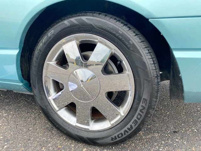 Used 2002 Ford Thunderbird image 27