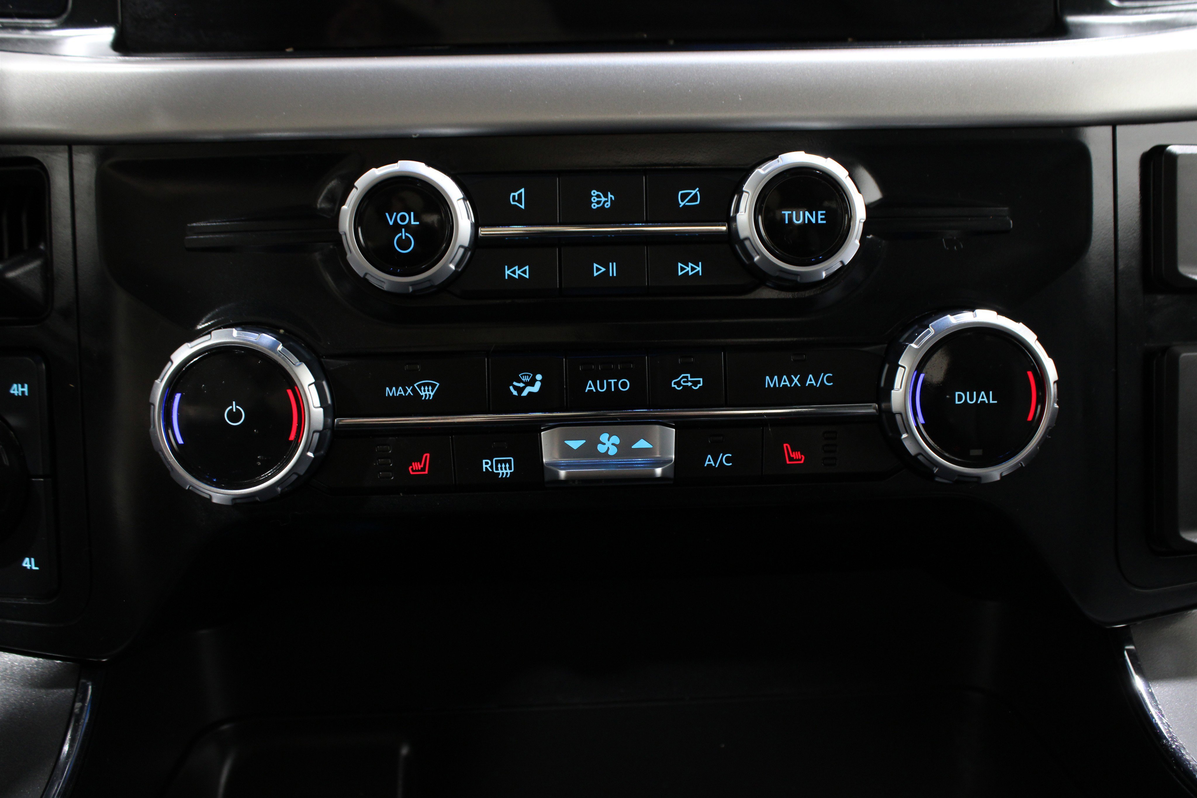 Used 2023 Ford F150 XLT w/ Equipment Group 302A High image 21