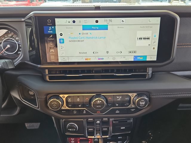 New 2026 Jeep Gladiator Mojave AWD/4WD image 17