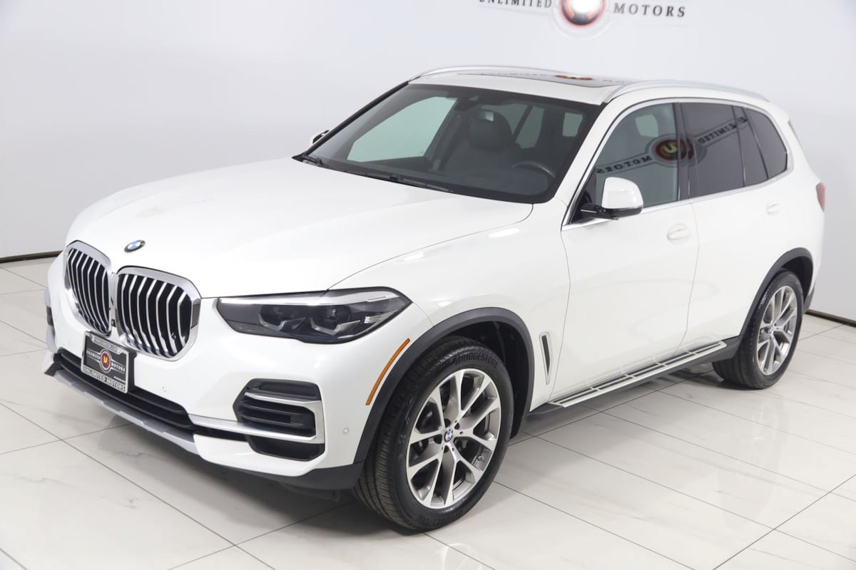 Used 2022 BMW X5 xDrive40i w/ Premium Package AWD/4WD image 23