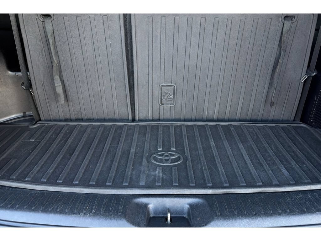 Used 2018 Toyota Highlander Limited Platinum AWD/4WD image 18