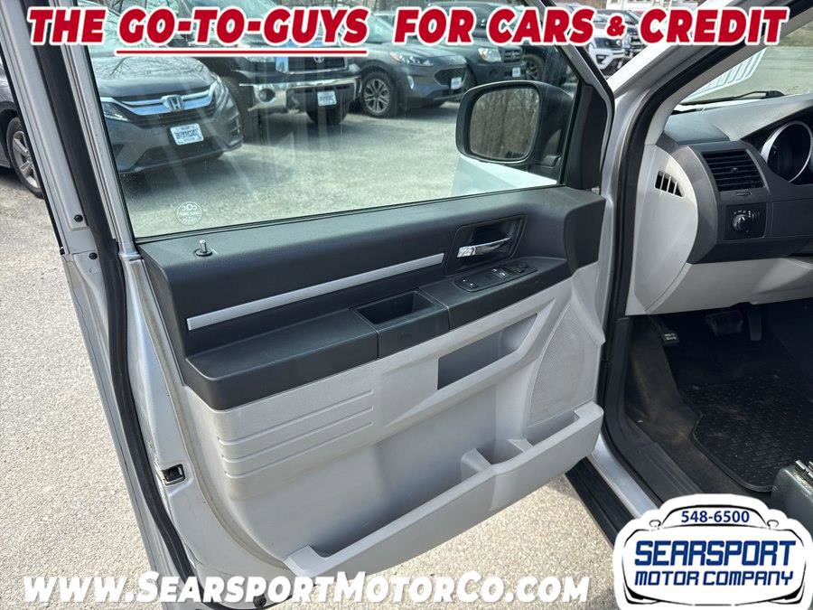 Used 2010 Dodge Grand Caravan SE FWD image 8