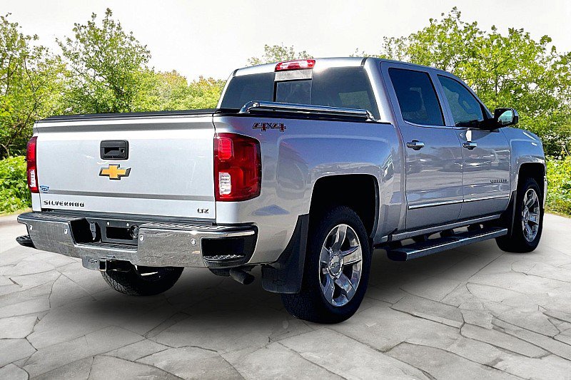 Used 2017 Chevrolet Silverado 1500 LTZ w/ Sport Package AWD/4WD image 6