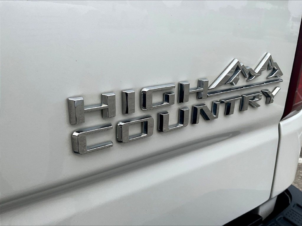Used 2021 Chevrolet Silverado 1500 High Country AWD/4WD image 27
