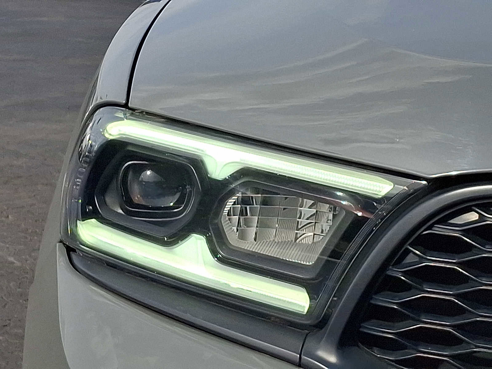 Used 2022 Dodge Durango R/T w/ Blacktop Package image 9