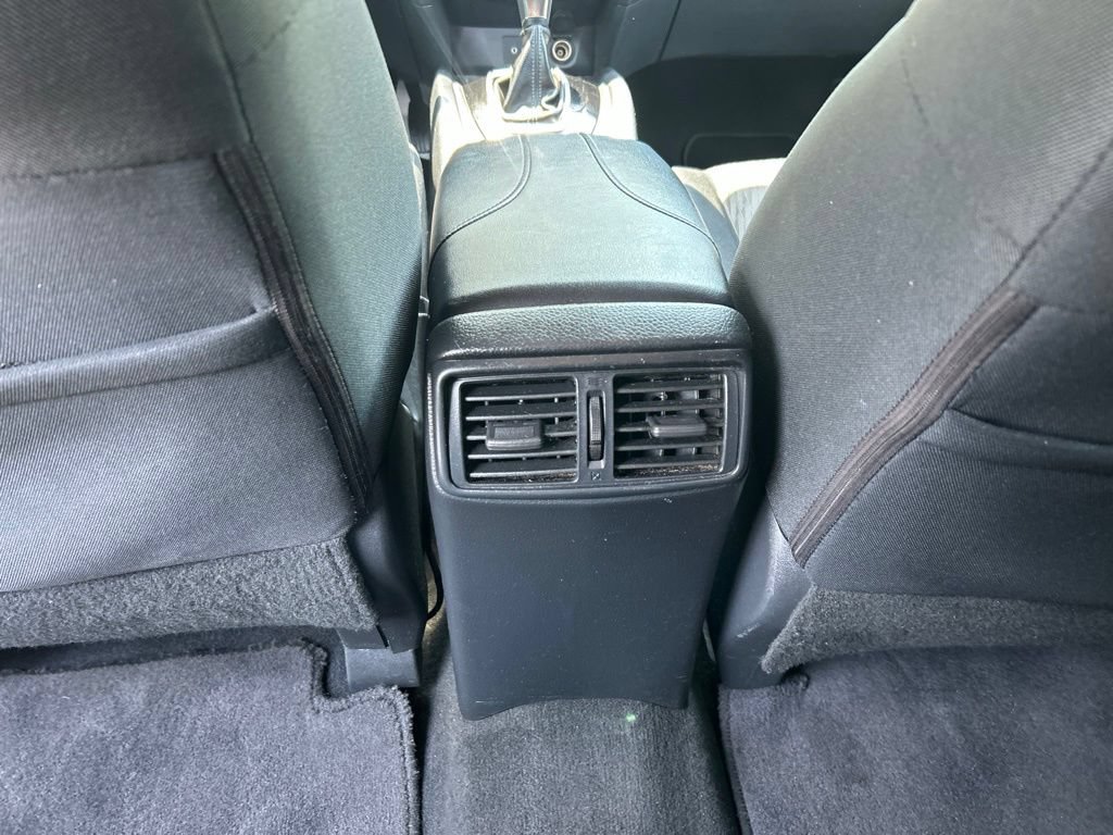 Used 2019 Nissan Rogue SV FWD image 30