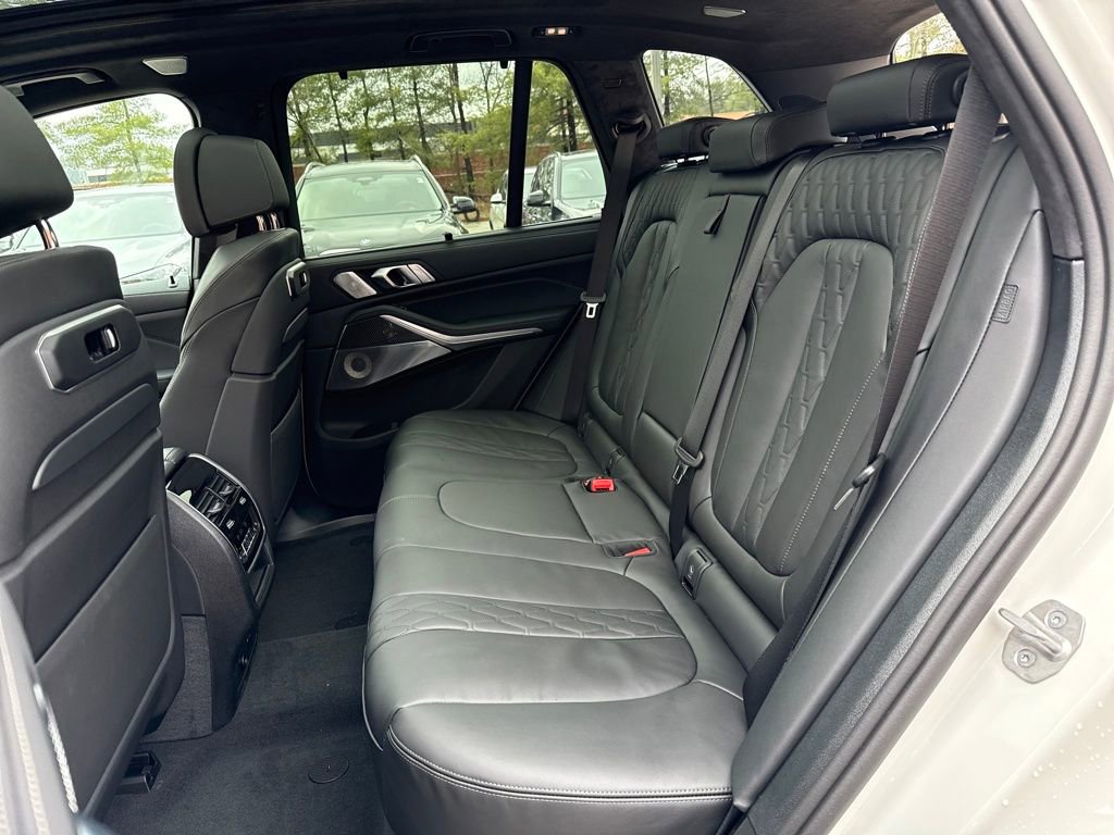 New 2026 BMW X5 M60i image 23