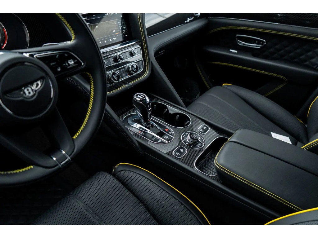 Used 2023 Bentley Bentayga Speed image 31