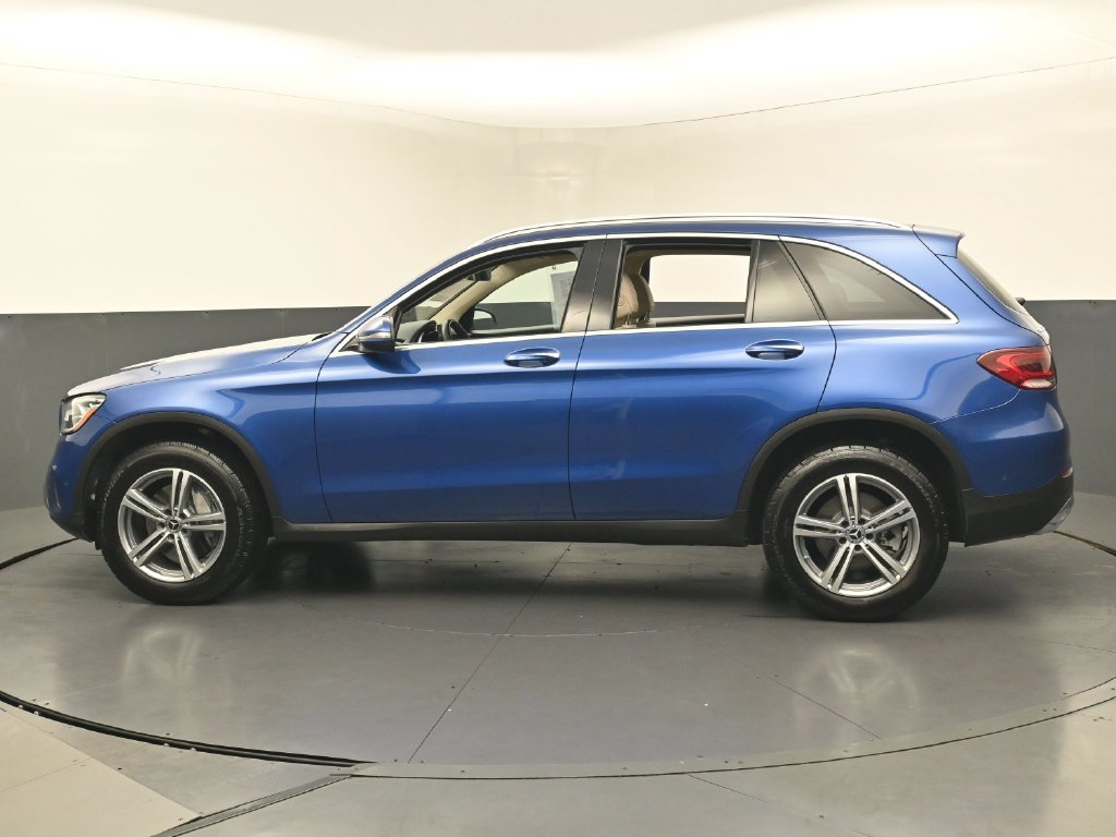 Used 2022 Mercedes-Benz GLC 300 w/ Premium Package Lite image 9