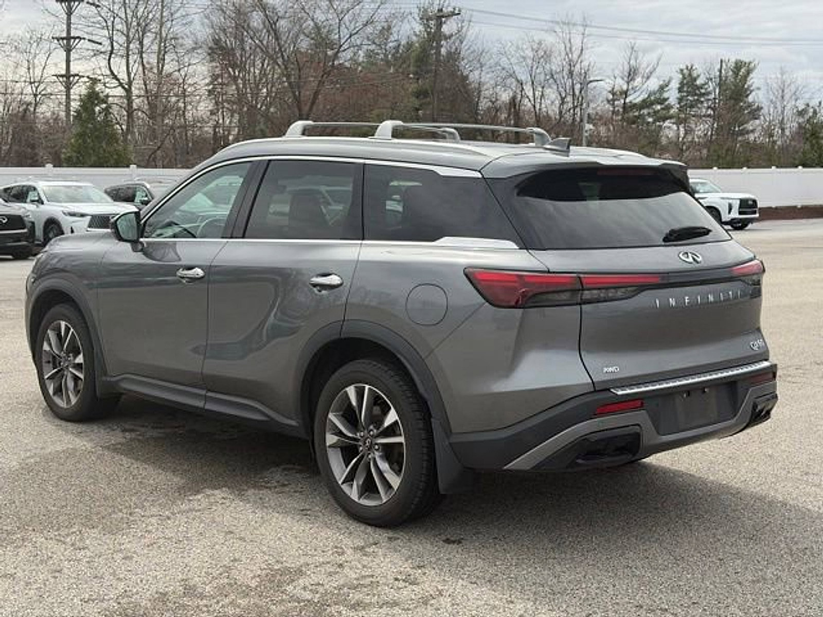 Certified 2023 INFINITI QX60 Luxe w/ Performance Audio Package image 5