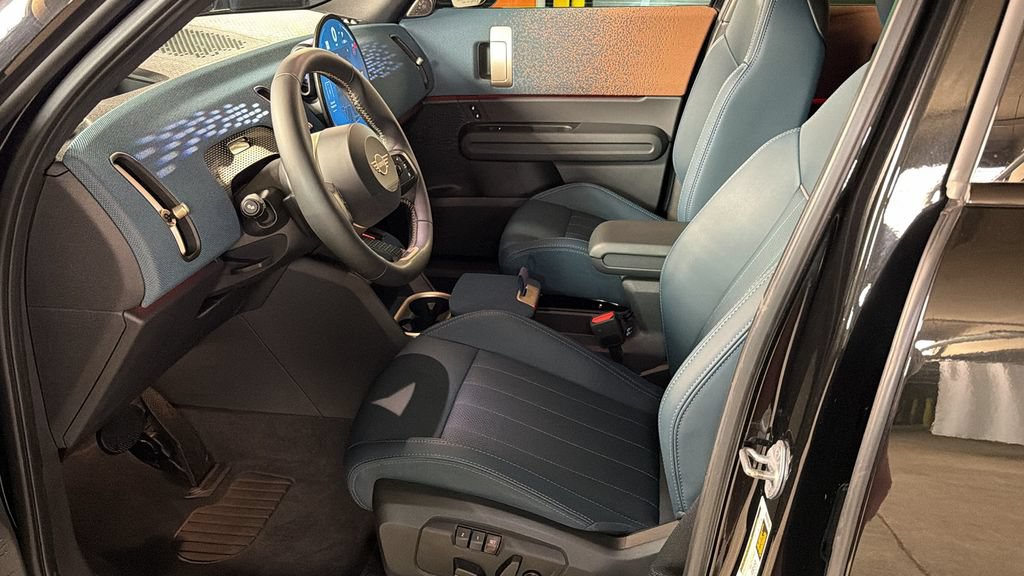 Used 2025 MINI Cooper Countryman S w/ Comfort Package Max AWD/4WD image 21