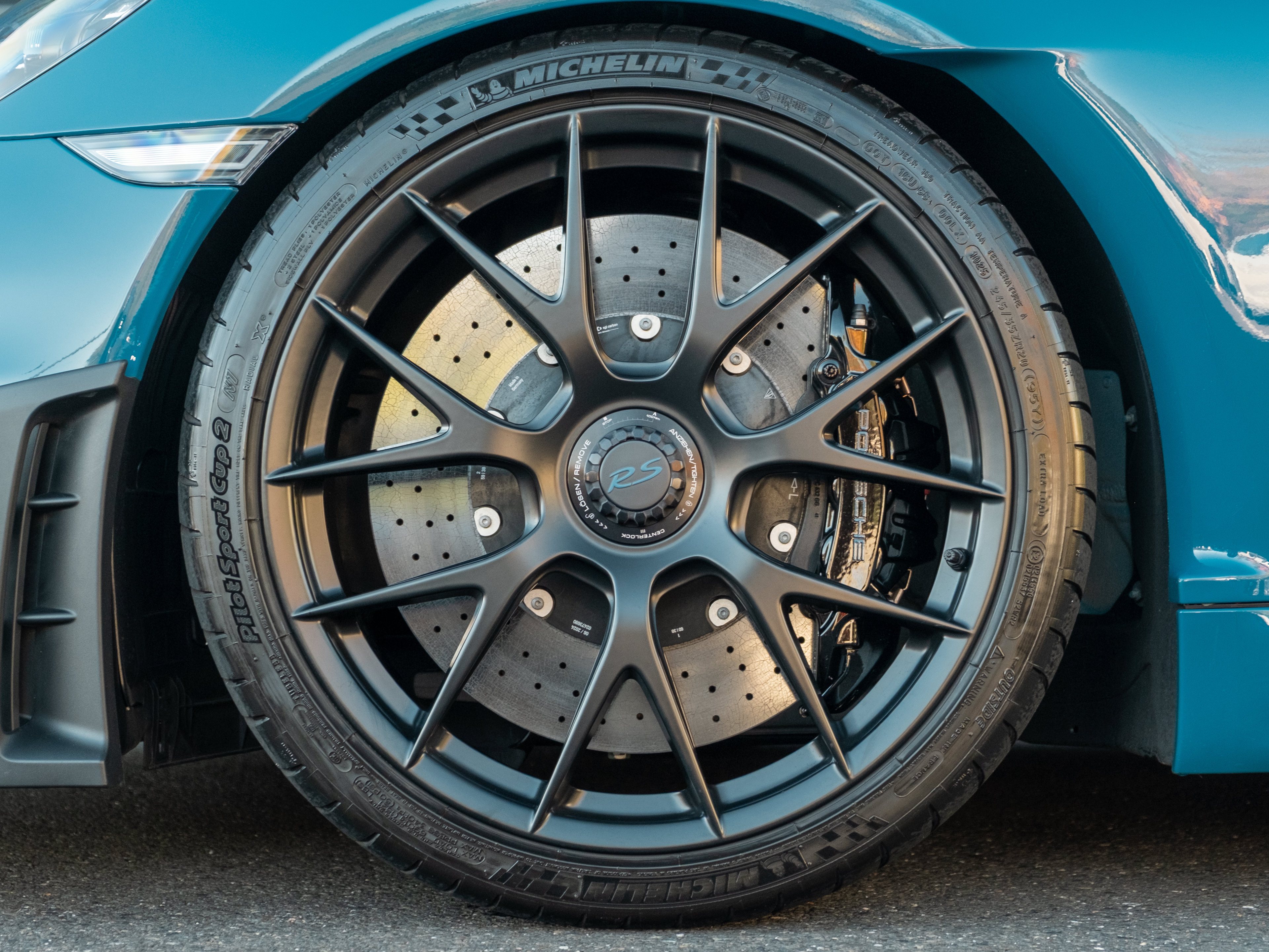 Certified 2024 Porsche 718 Boxster Spyder RS RWD image 12