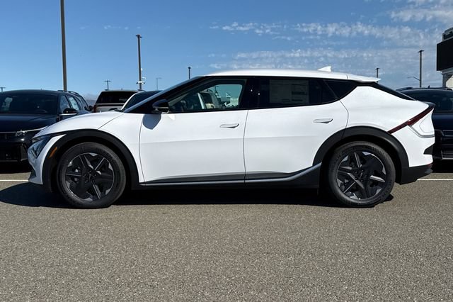 New 2026 Kia EV6 Light RWD image 10