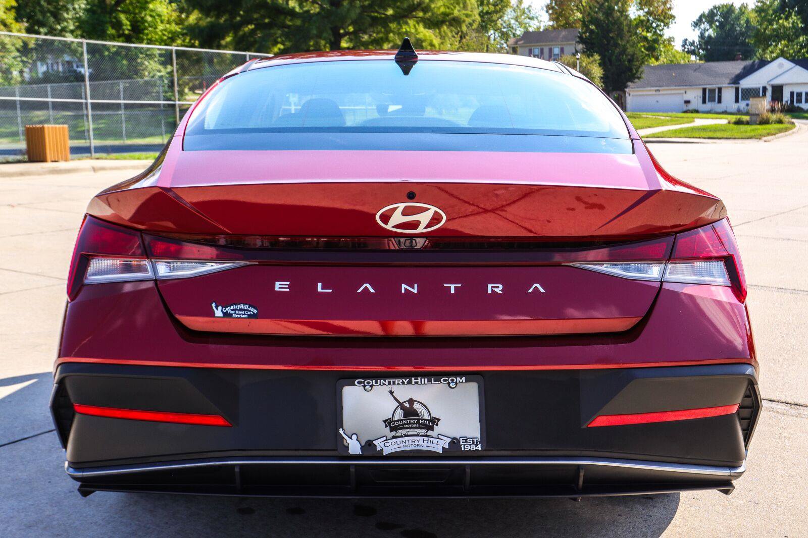 Used 2024 Hyundai Elantra SEL FWD image 19