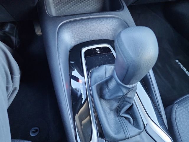 Used 2025 Toyota Corolla LE image 20