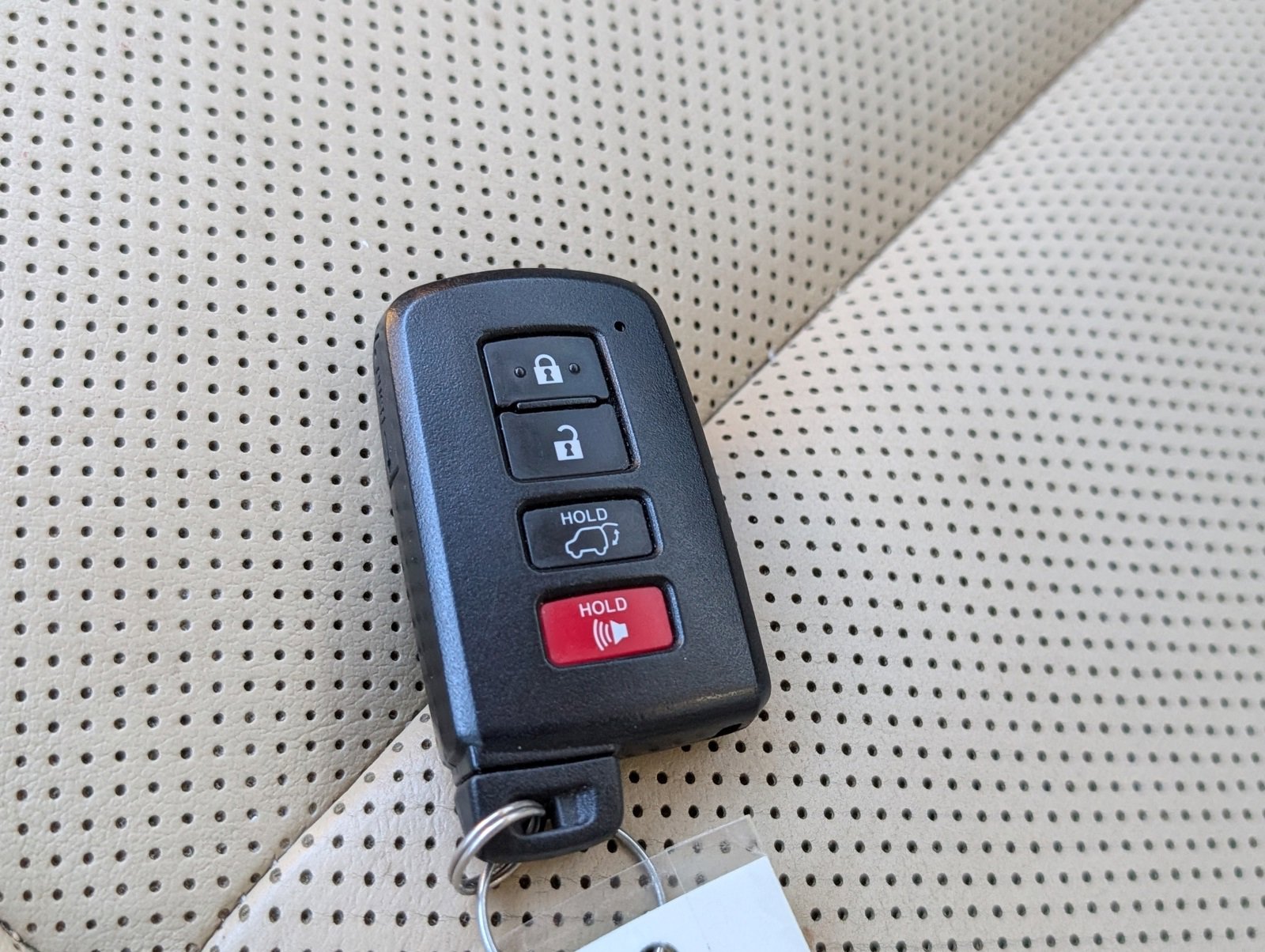 Used 2017 Toyota Highlander Limited Platinum image 19