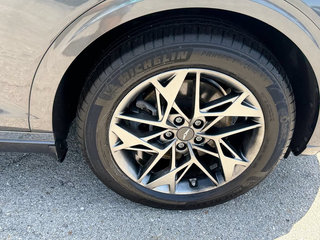 Used 2022 Genesis GV70 2.5T w/ Advanced Package AWD/4WD image 20