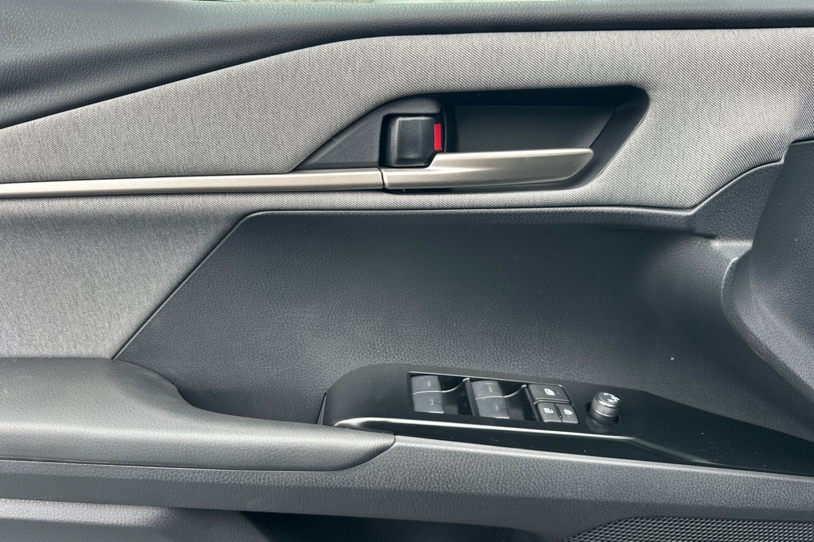 New 2026 Toyota Camry LE FWD image 13
