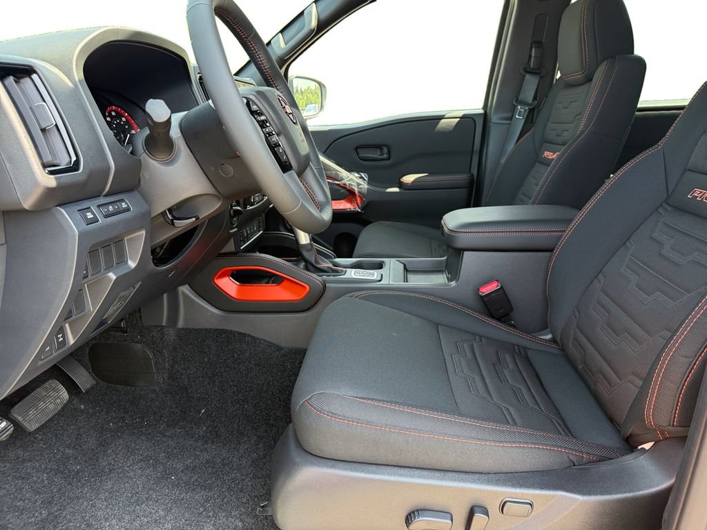 New 2026 Nissan Frontier PRO-4X w/ Tow Package AWD/4WD image 9