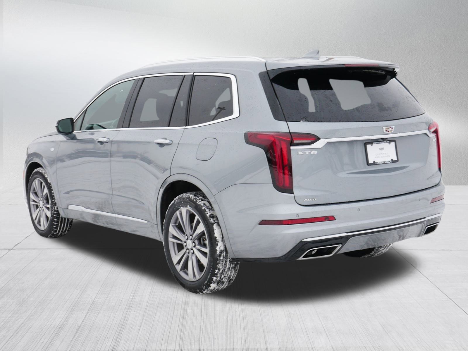 Certified 2025 Cadillac XT6 Premium Luxury image 5