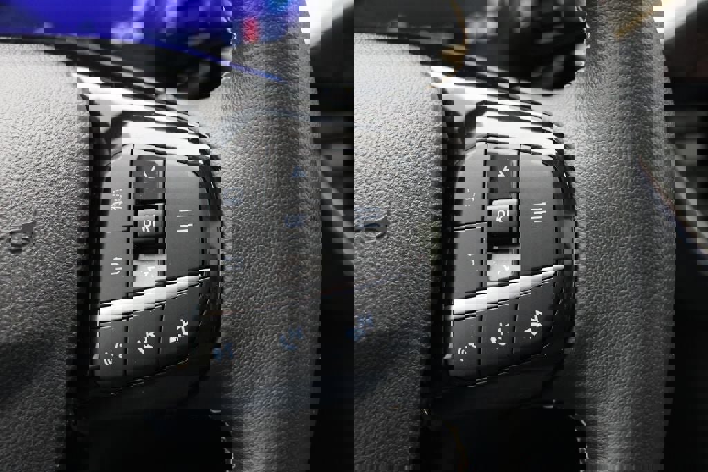 Used 2022 Ford Escape Titanium w/ Titanium Elite Package image 21