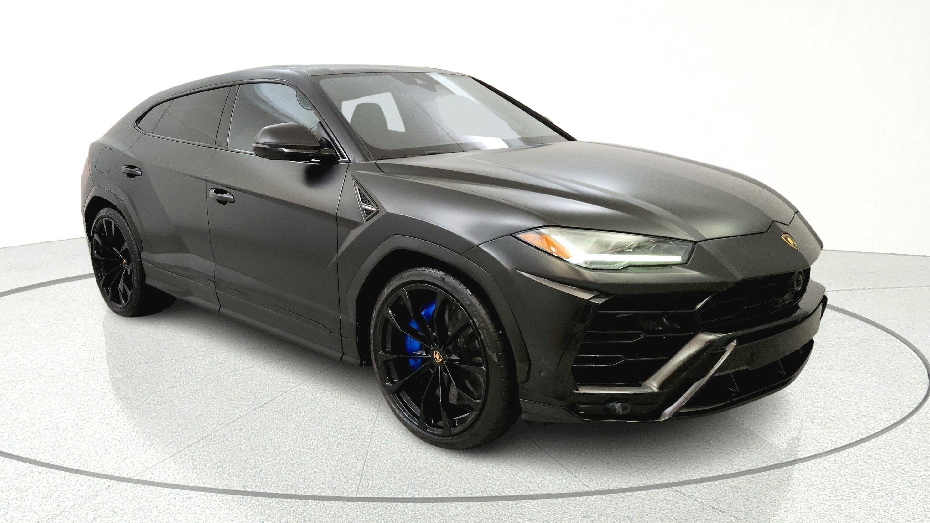 Used 2021 Lamborghini Urus AWD/4WD image 1