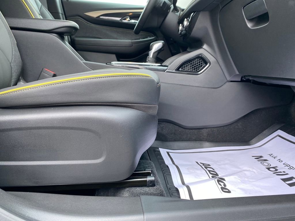 New 2025 Chevrolet TrailBlazer ACTIV w/ Convenience Package image 11