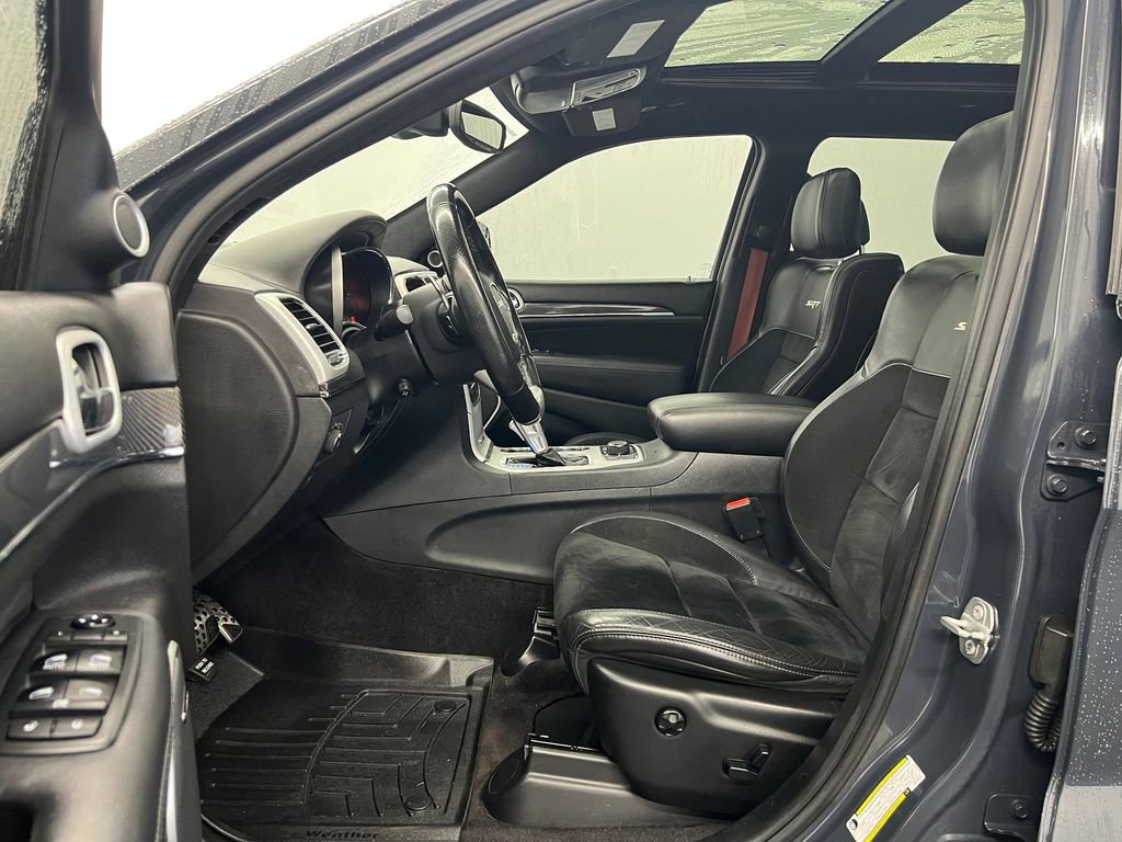 Used 2018 Jeep Grand Cherokee SRT w/ Trailer Tow Group IV image 4