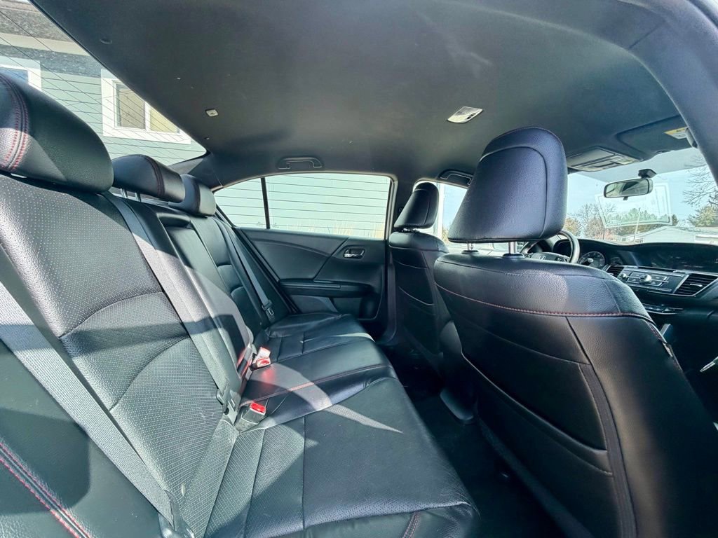 Used 2017 Honda Accord Sport Special Edition image 14