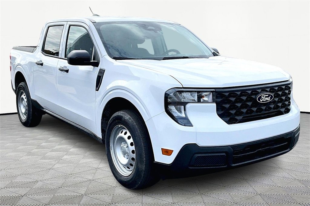 New 2025 Ford Maverick XL