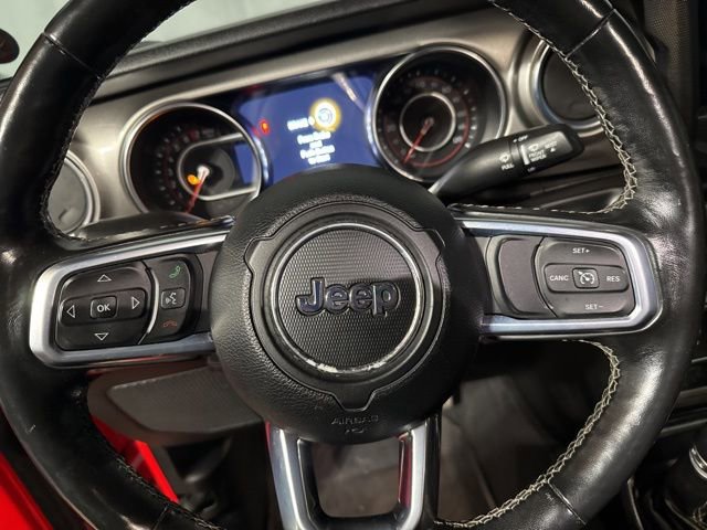 Used 2020 Jeep Gladiator Overland w/ LED Lighting Group image 12