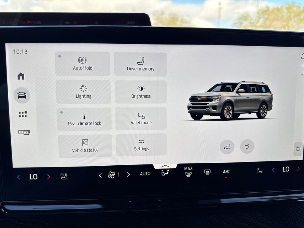 New 2026 Ford Expedition Platinum w/ Stealth Performance Package image 29