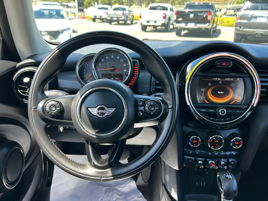 Used 2017 MINI Cooper 2-Door Hardtop FWD image 17