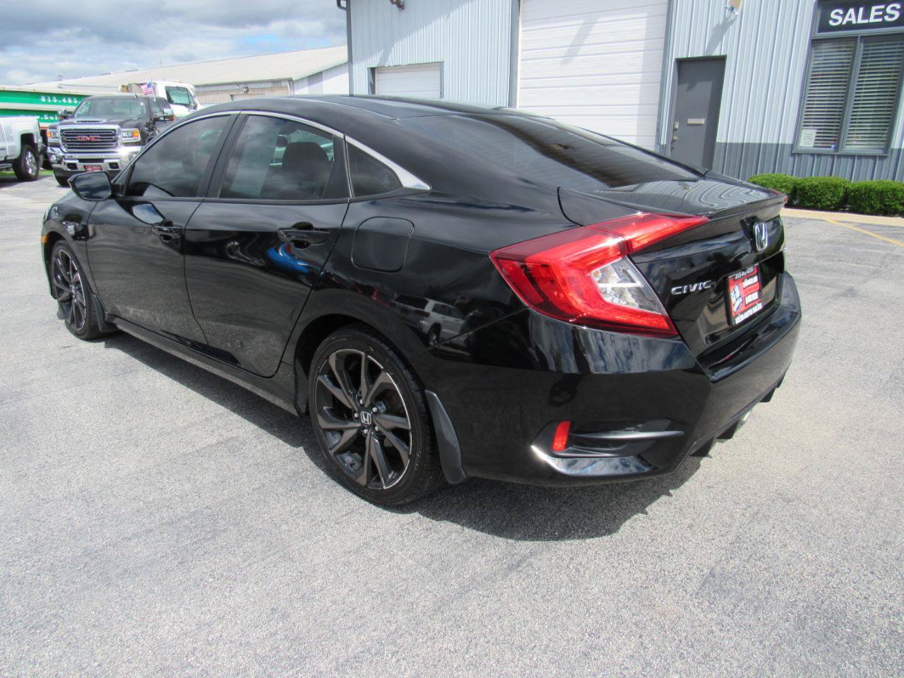 Used 2019 Honda Civic Sport image 4