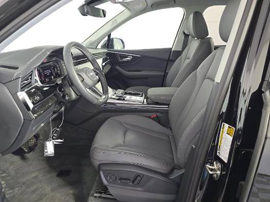 Used 2026 Audi Q7 3.0T Premium Plus w/ Premium Plus Package AWD/4WD image 3