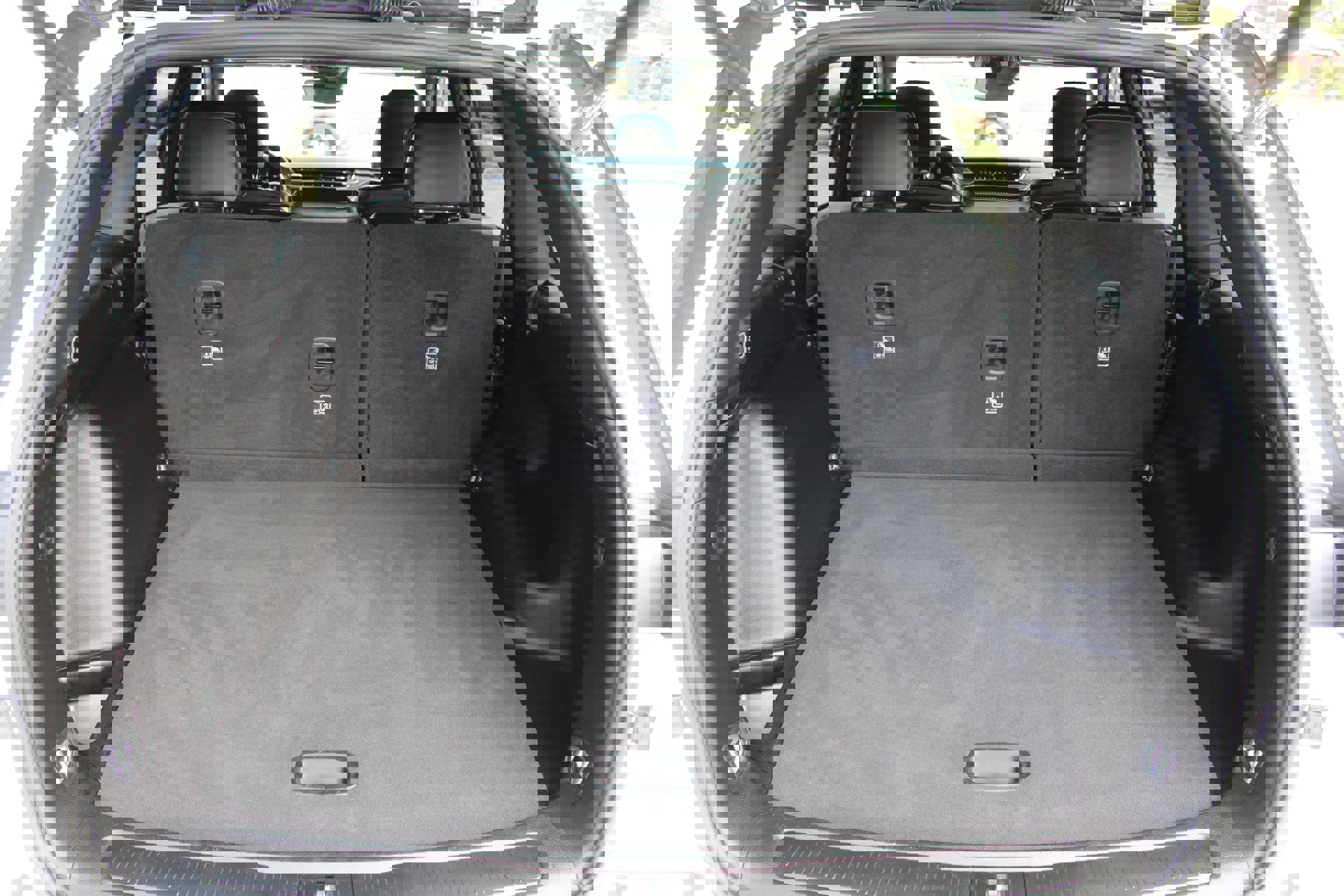 Used 2024 Jeep Grand Cherokee Limited image 21