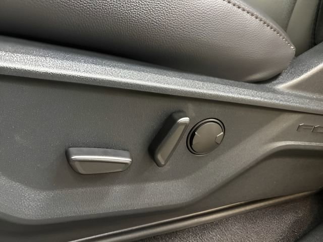 New 2025 Ford F150 Lariat w/ Equipment Group 501A Mid image 39