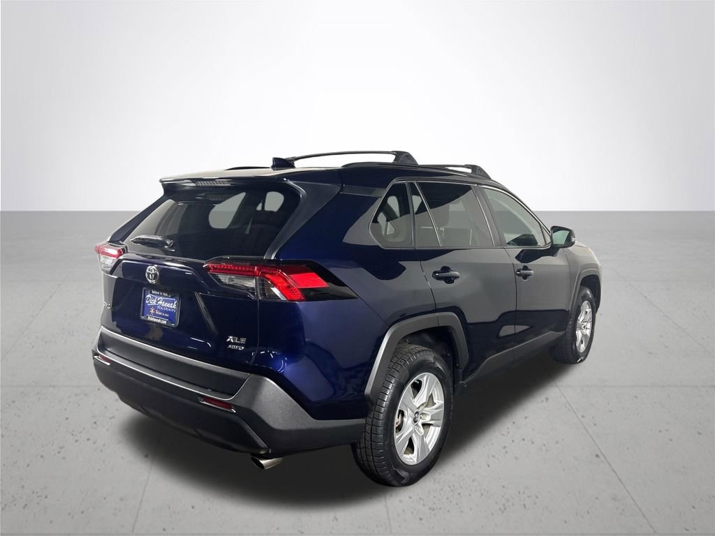Used 2019 Toyota RAV4 XLE w/ Convenience Package image 6
