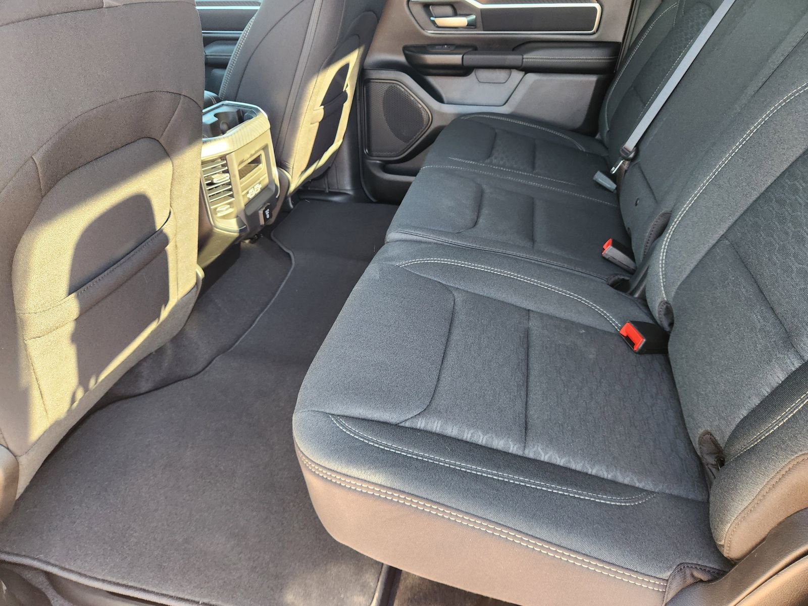 New 2026 RAM 1500 4x4 Crew Cab image 23